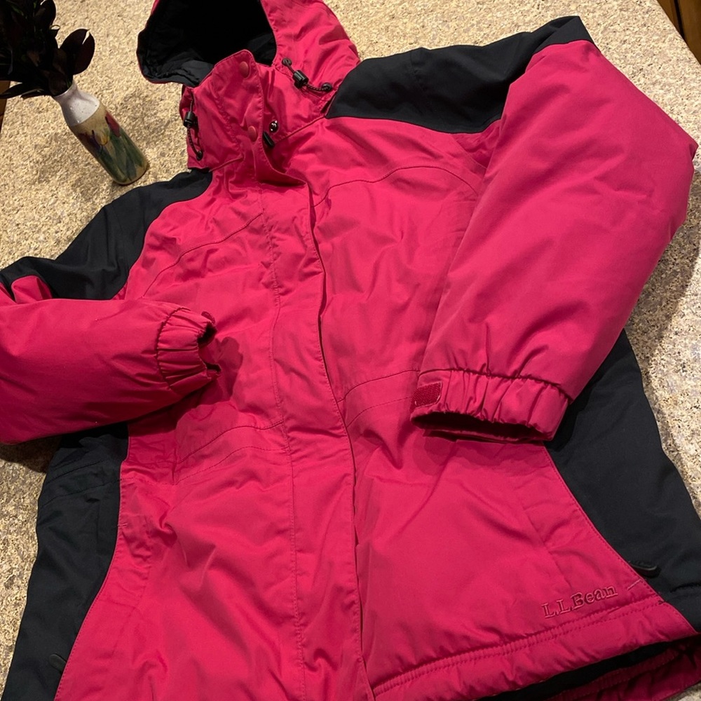 🔥Flash Sale🔥 L.L. Bean Pink and Black Winter Insulated Coat Removable Hood Large